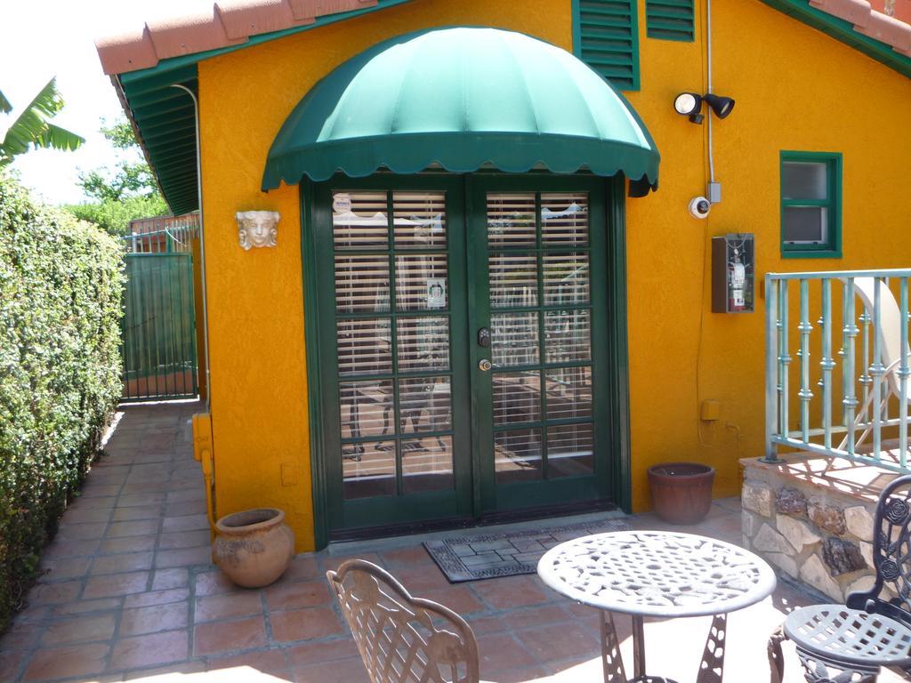Woodland Hills Calabasas Guesthouses Λος Άντζελες Εξωτερικό φωτογραφία
