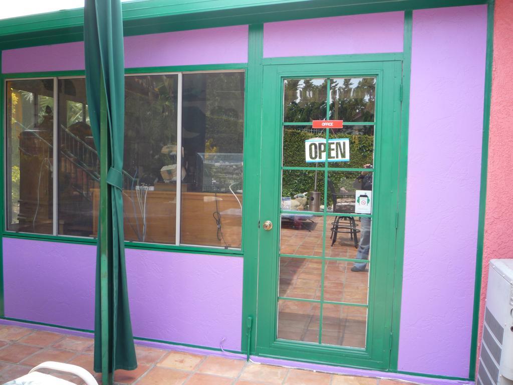 Woodland Hills Calabasas Guesthouses Λος Άντζελες Εξωτερικό φωτογραφία