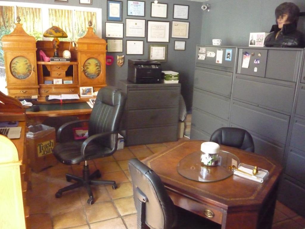 Woodland Hills Calabasas Guesthouses Λος Άντζελες Εξωτερικό φωτογραφία