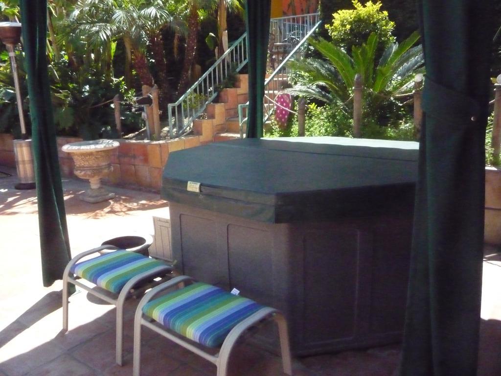 Woodland Hills Calabasas Guesthouses Λος Άντζελες Εξωτερικό φωτογραφία