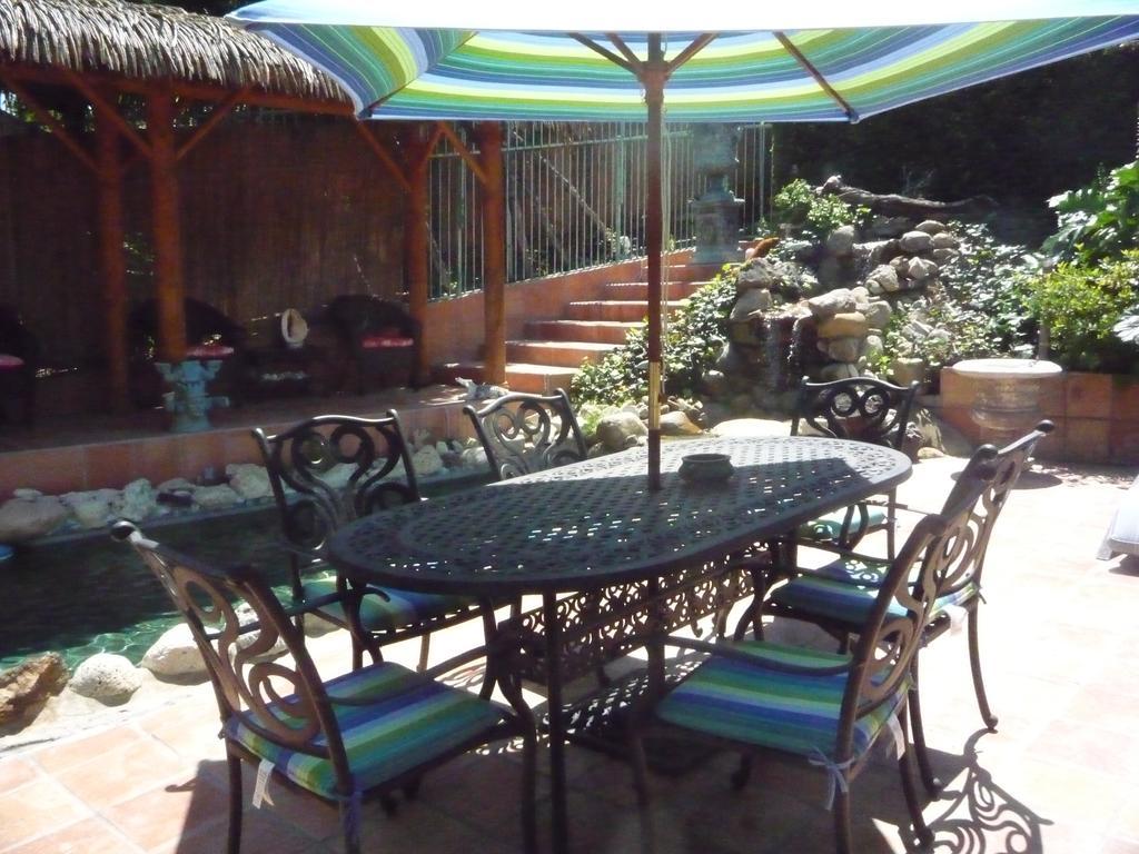 Woodland Hills Calabasas Guesthouses Λος Άντζελες Εξωτερικό φωτογραφία